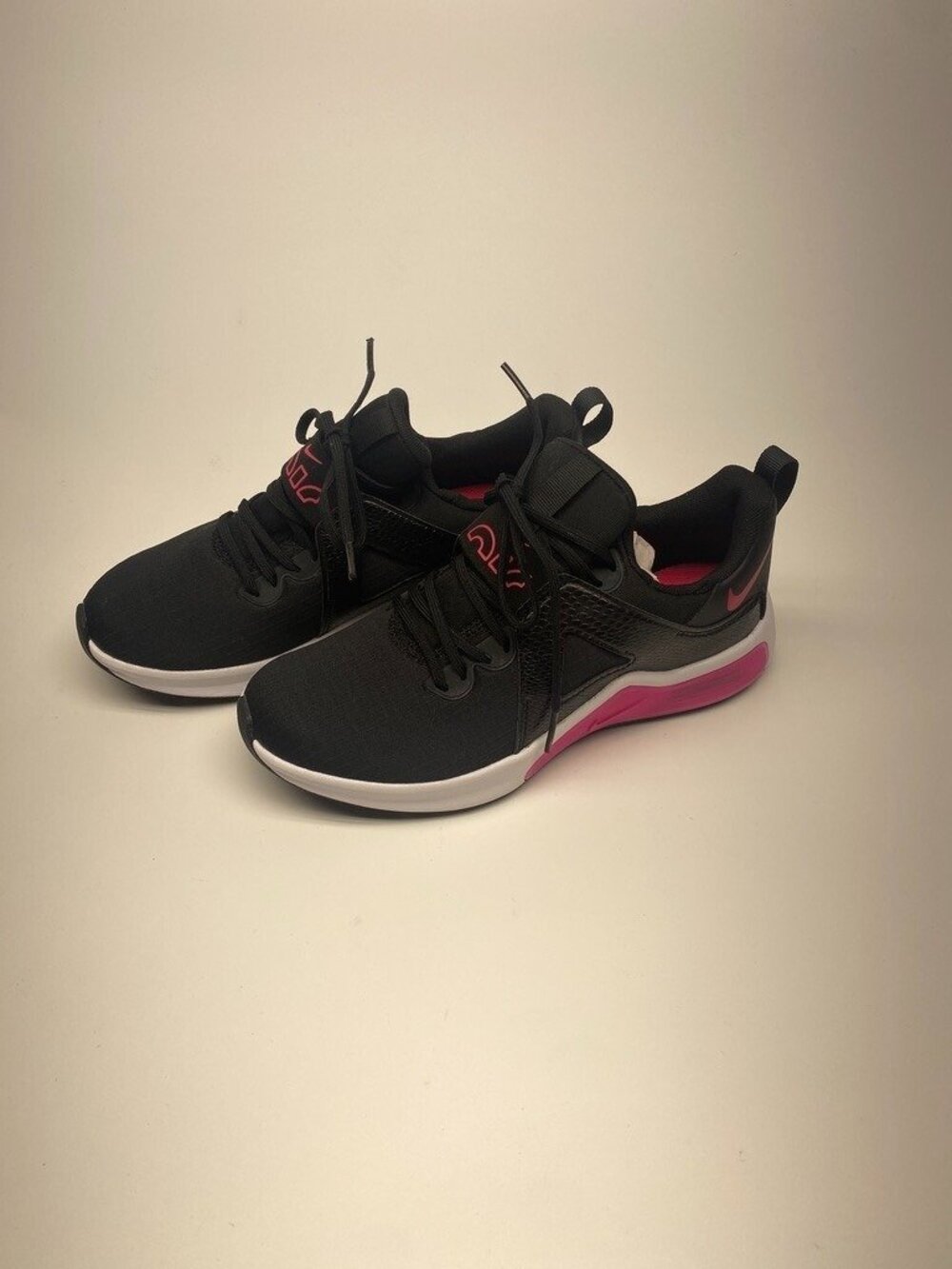 Nike Womens Air Max Bella TR 5 Training Shoes Black/Rush Pink DD9285-061 sz 6.5